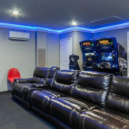 9057 Hazard Villa